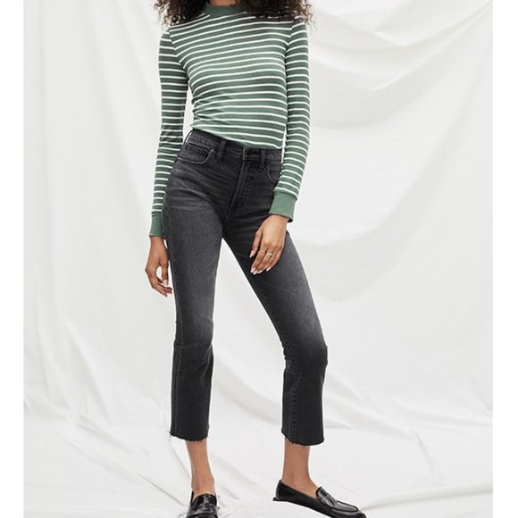 NWT Gap High Rise Crop Boot Ankle Flare Jean - Picture 1 of 9
